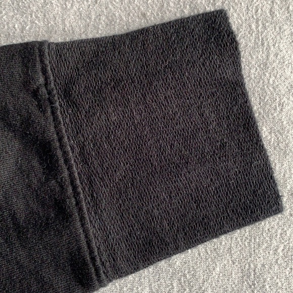 Guess Black Daisy Cropped 3/4 Sleeve Sweatshirt Size Large 14 - Picture 5 of 5